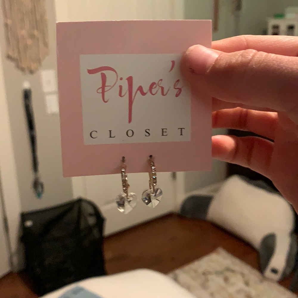 pipers closet earrings